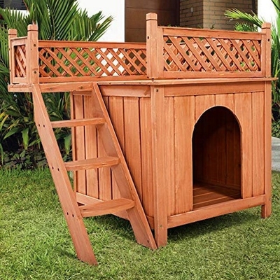 Abrigo de madeira da casa do animal de estimação do cão de cachorrinho com o exterior interno do balcão das escadas