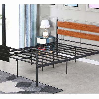 Da mobília de madeira preta simples do metal de BSCI rei contínuo Size For Apartment das camas do ferro forjado
