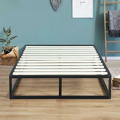 Quadro personalizado da cama do ferro forjado do rei Metal Bed Frame com venezianas de madeira